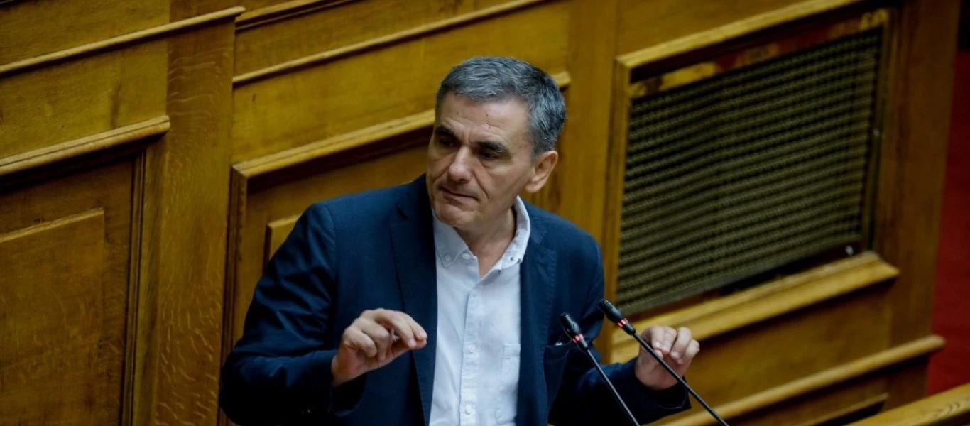 Ε. Τσακαλώτος: «Σε όσα είπε ο πρωθυπουργός έχουμε απαντήσει. είτε δεν το γνωρίζει είτε δεν τον νοιάζει»